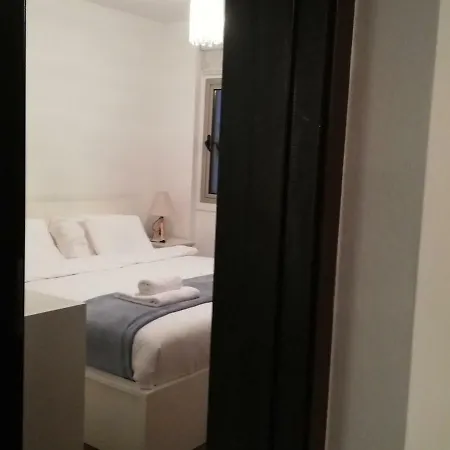 Luxury Two-bedroom Semeli Port View Lägenhet Larnaca
