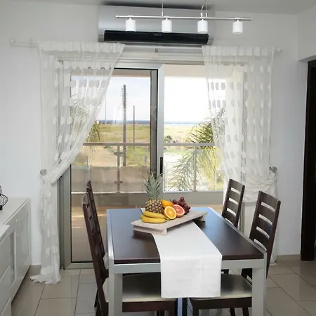 Luxury Two-bedroom Semeli Port View * Larnaca